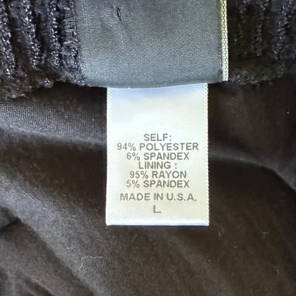 2/$20 Bobeau Black Textured Pencil Skirt - Picture 5 of 5